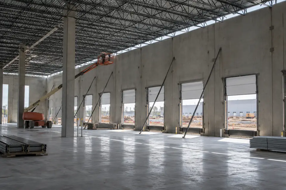 Warehouse & Industrial